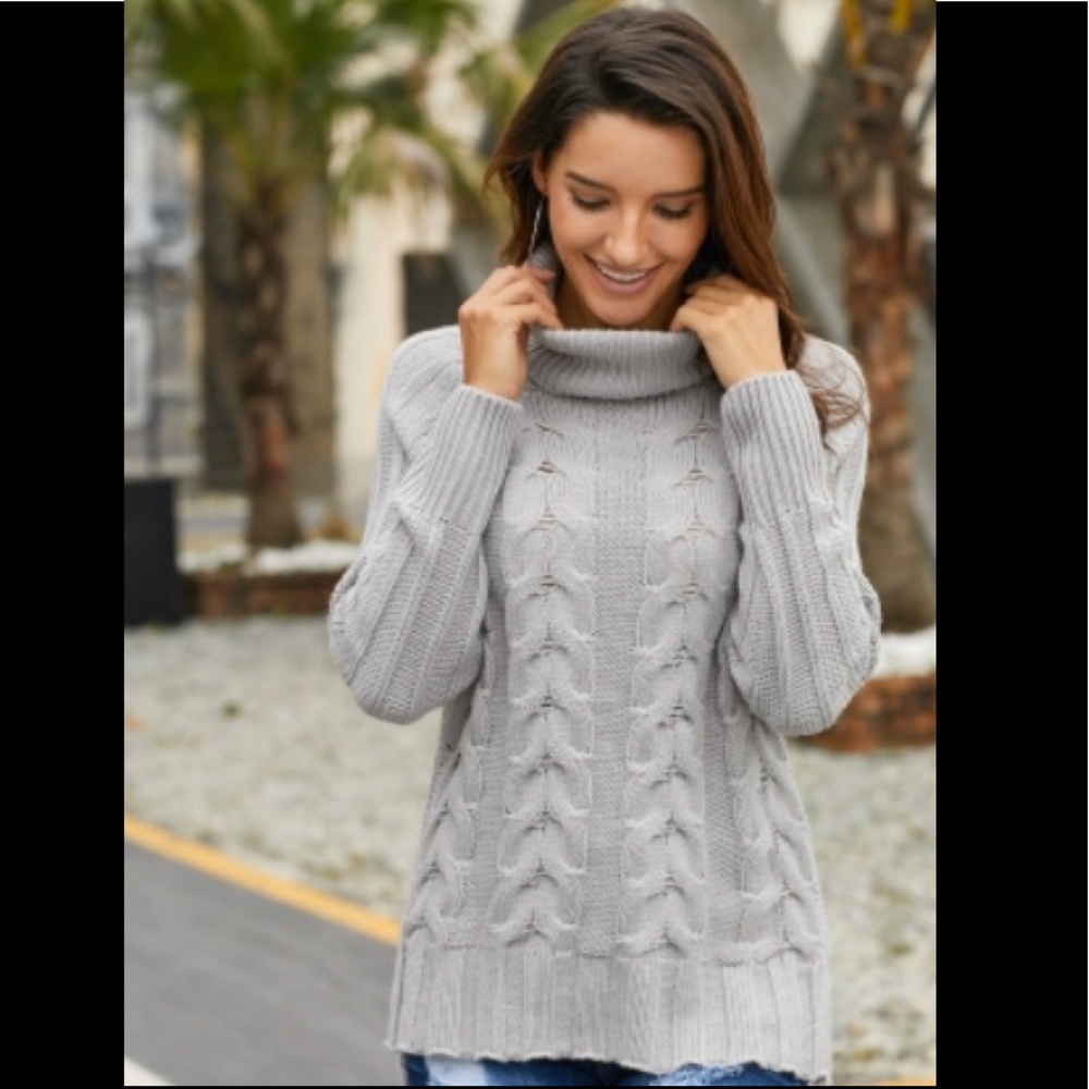 🎉HPx3🎉⚠️ 1 LEFT•Gray Turtleneck Cable Sweater - Picture 3 of 5